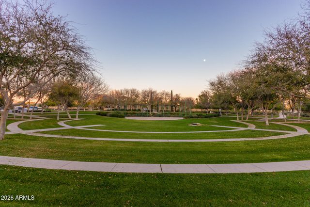 10901 E TARRAGON Avenue, Mesa, AZ 85212