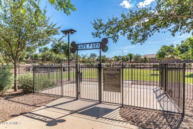10901 E TARRAGON Avenue, Mesa, AZ 85212