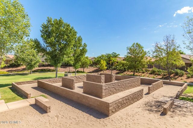 10901 E TARRAGON Avenue, Mesa, AZ 85212