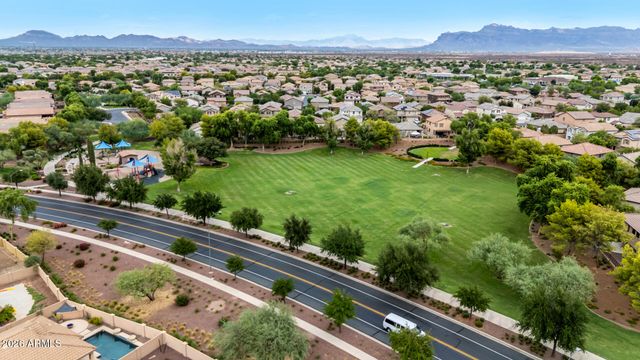 10901 E TARRAGON Avenue, Mesa, AZ 85212