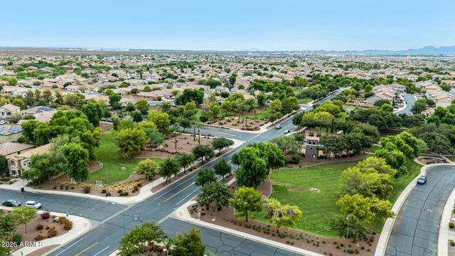 10901 E TARRAGON Avenue, Mesa, AZ 85212