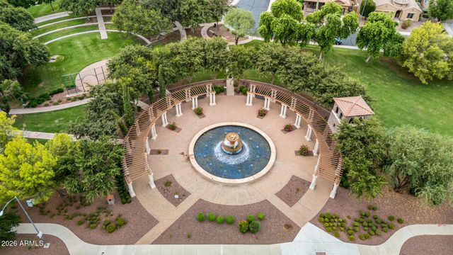 10901 E TARRAGON Avenue, Mesa, AZ 85212