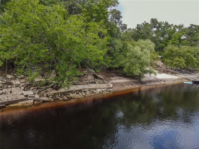 148 SE RIVERSIDE WEST DRIVE, Branford, FL 32008