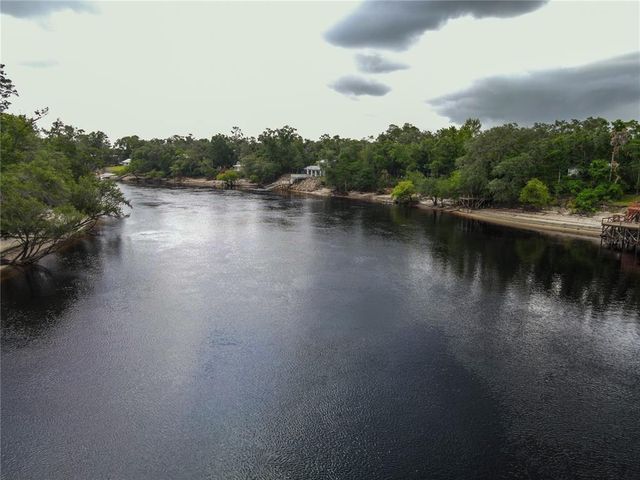 148 SE RIVERSIDE WEST DRIVE, Branford, FL 32008