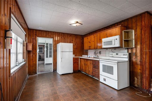 148 SE RIVERSIDE WEST DRIVE, Branford, FL 32008
