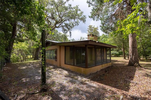 148 SE RIVERSIDE WEST DRIVE, Branford, FL 32008