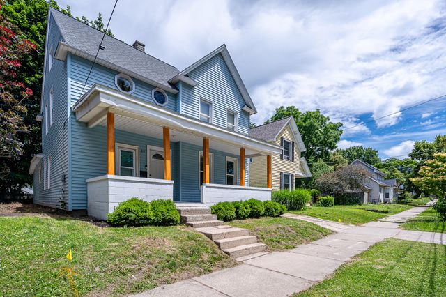 23 Palmer Street NE, Grand Rapids, MI 49505
