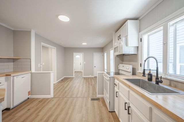 23 Palmer Street NE, Grand Rapids, MI 49505