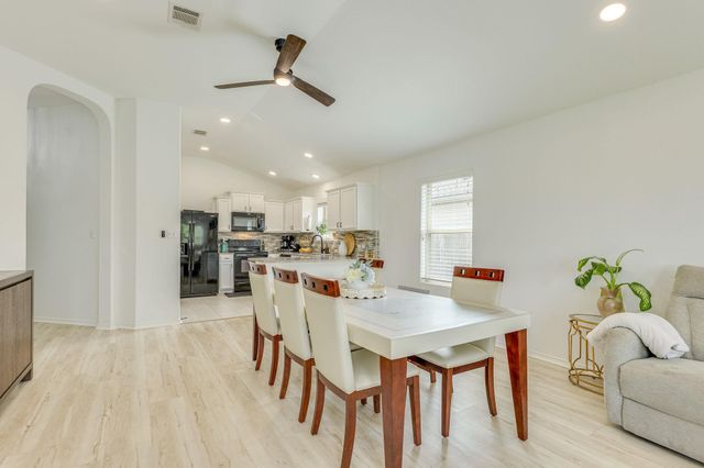 17125 Boecher LN 16, Pflugerville, TX 78660