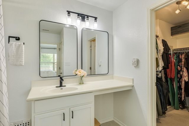 17125 Boecher LN 16, Pflugerville, TX 78660