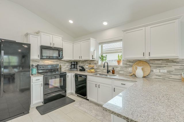 17125 Boecher LN 16, Pflugerville, TX 78660