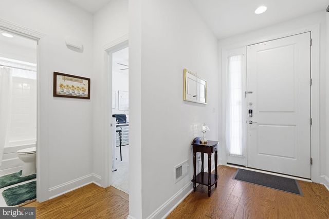152 MILKWEED DR, Lake Frederick, VA 22630