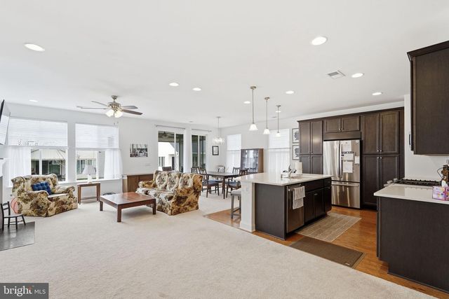 152 MILKWEED DR, Lake Frederick, VA 22630