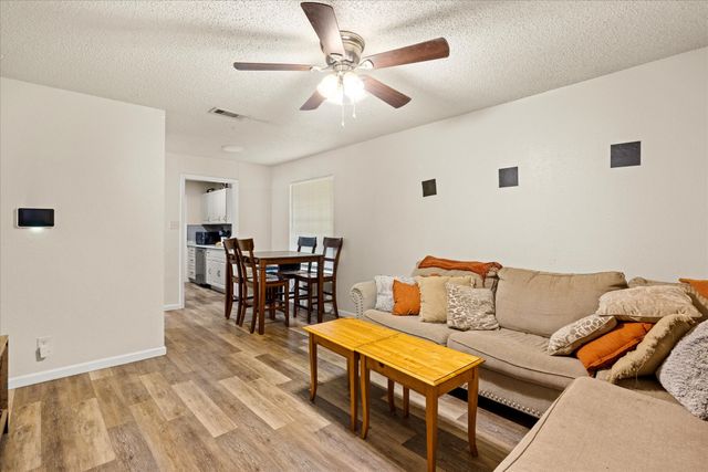 605-607 Clay Street, Glen Rose, TX 76043