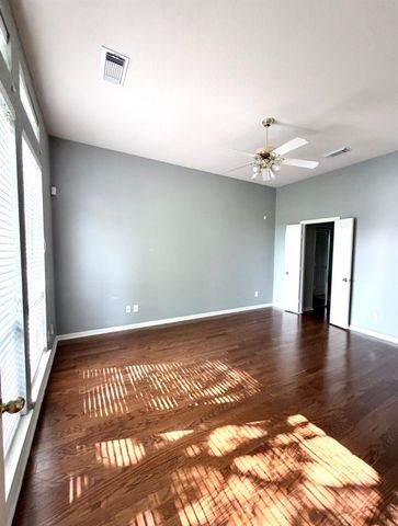 2219 Ridge Wood Lane, Sugar Land, TX 77479