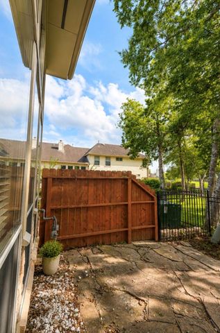 2219 Ridge Wood Lane, Sugar Land, TX 77479
