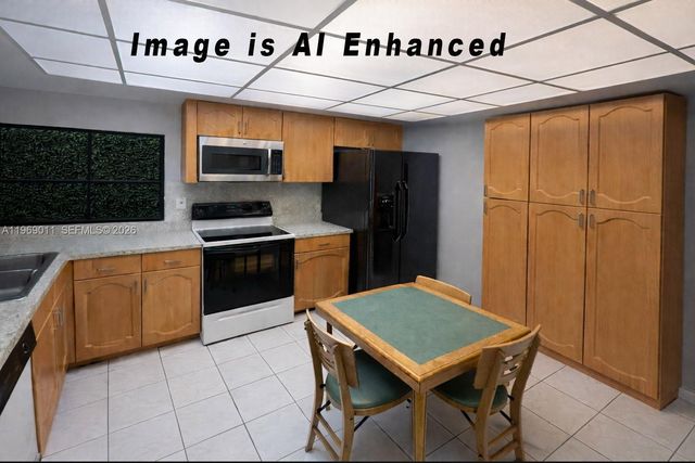 5112 Sheridan St 2, Hollywood, FL 33021