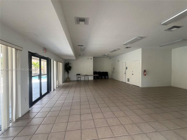 5112 Sheridan St 2, Hollywood, FL 33021