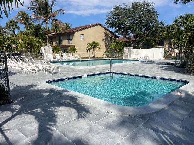 5112 Sheridan St 2, Hollywood, FL 33021