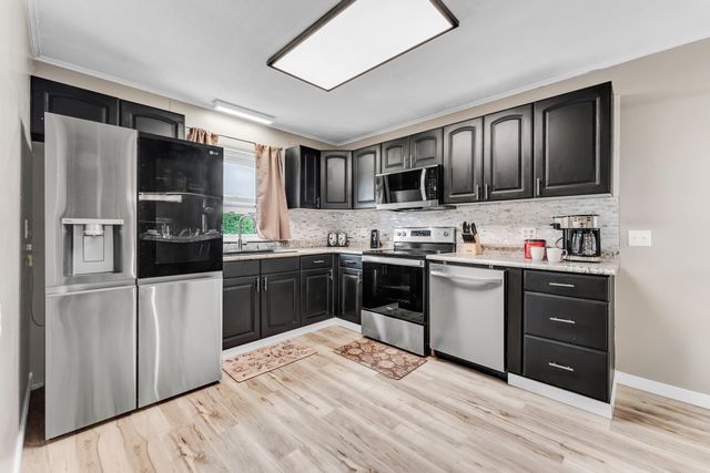 24886 State Highway 39, Shell Knob, MO 65747