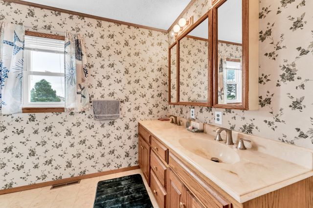 24886 State Highway 39, Shell Knob, MO 65747