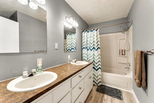 24886 State Highway 39, Shell Knob, MO 65747