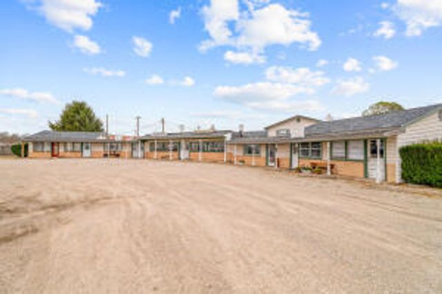 24886 State Highway 39, Shell Knob, MO 65747