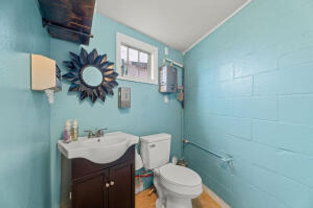 24886 State Highway 39, Shell Knob, MO 65747