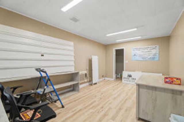 24886 State Highway 39, Shell Knob, MO 65747