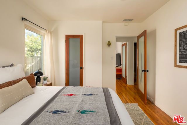1414 Bay Street, Santa Monica, CA 90405