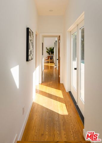 1414 Bay Street, Santa Monica, CA 90405