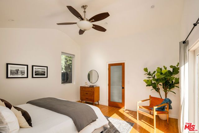 1414 Bay Street, Santa Monica, CA 90405