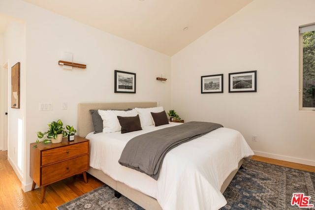 1414 Bay Street, Santa Monica, CA 90405