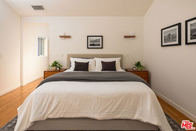 1414 Bay Street, Santa Monica, CA 90405