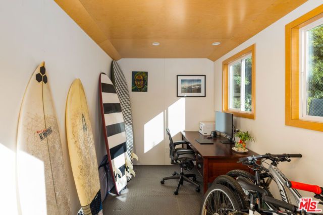 1414 Bay Street, Santa Monica, CA 90405
