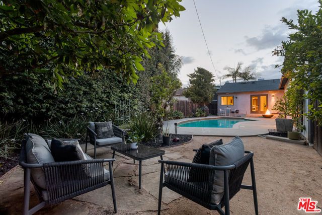 1414 Bay Street, Santa Monica, CA 90405