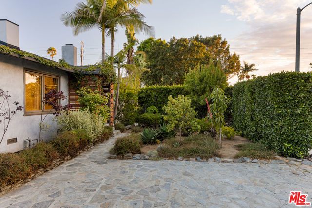1414 Bay Street, Santa Monica, CA 90405
