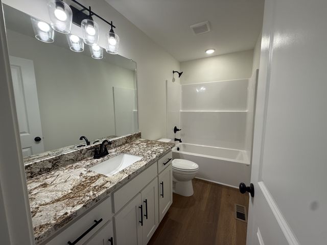 155 Applehill Drive, Lafayette, TN 37083
