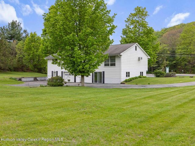 104 New Paltz Road, Highland, NY 12528