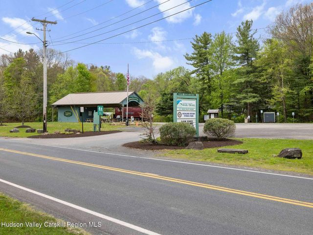 104 New Paltz Road, Highland, NY 12528