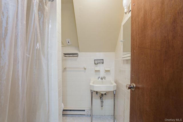 4309 Vireo Avenue, Bronx, NY 10470