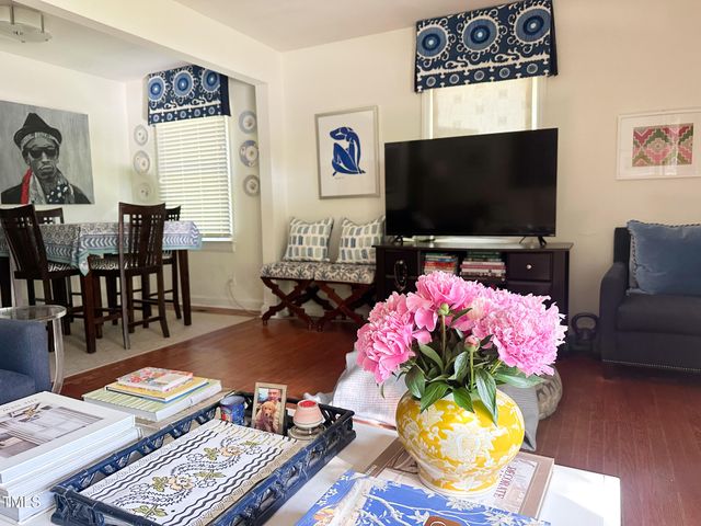 2828 Oberlin Road, Raleigh, NC 27608