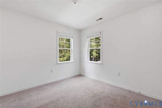 15719 Chantry Dr, Chesterfield, VA 23838