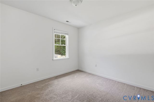 15719 Chantry Dr, Chesterfield, VA 23838