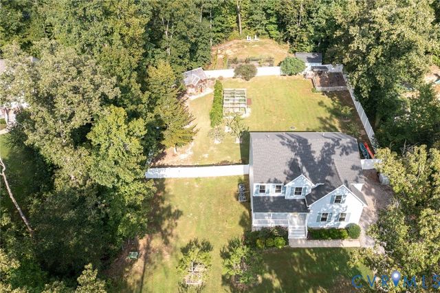 15719 Chantry Dr, Chesterfield, VA 23838