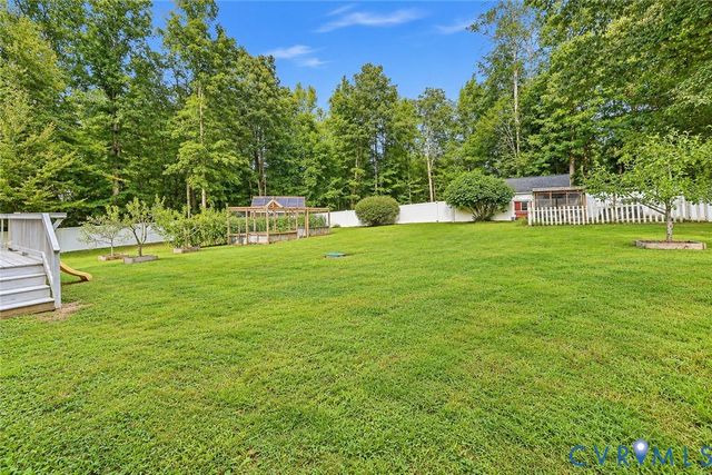 15719 Chantry Dr, Chesterfield, VA 23838