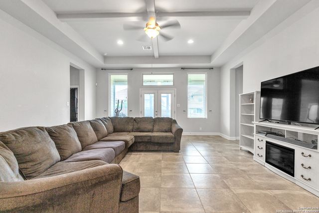 1611 Snowy Owl, San Antonio, TX 78245