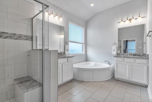 1611 Snowy Owl, San Antonio, TX 78245
