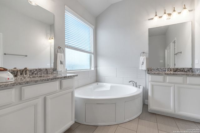 1611 Snowy Owl, San Antonio, TX 78245