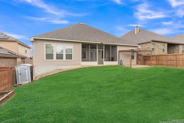 1611 Snowy Owl, San Antonio, TX 78245